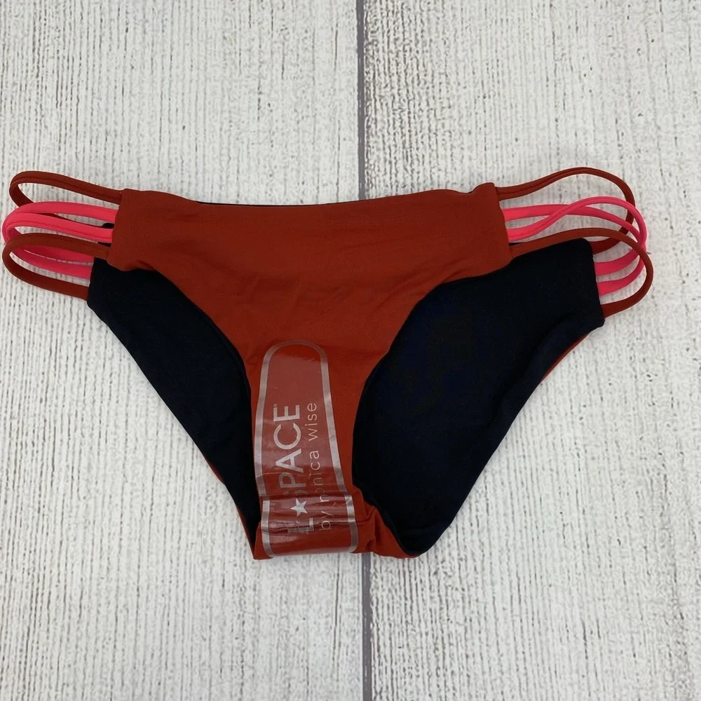 L Space Low Down Bikini Bottoms Womens XS Black Red Colorblock Reversible Summer